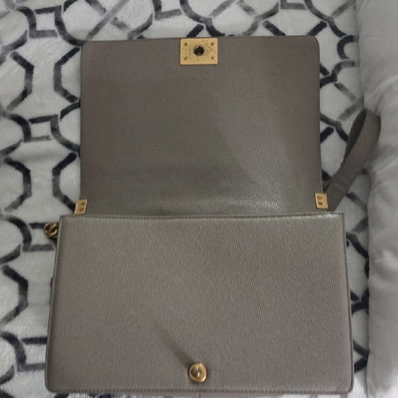 Chanel Metallic Gray Quilted Shoulder Bag - Picture 8 of 9